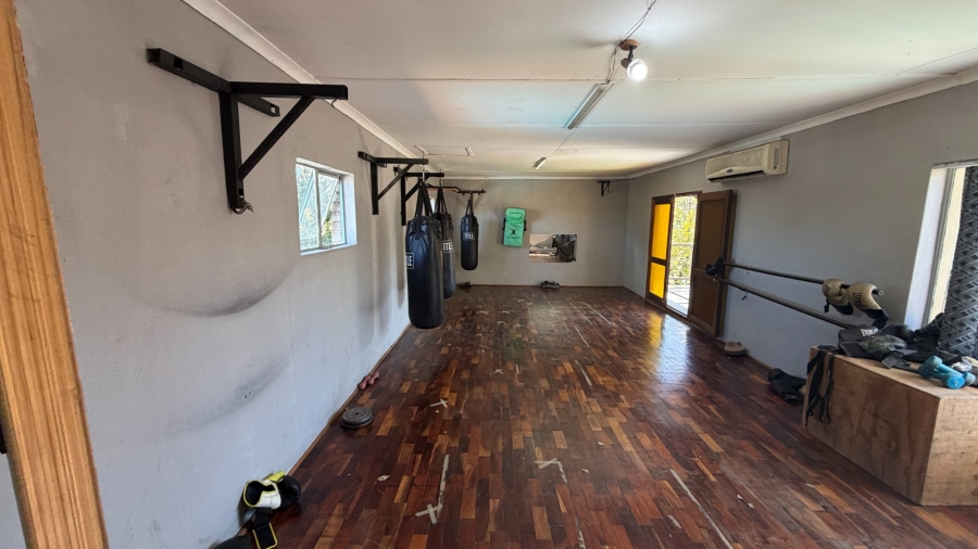 3 Bedroom Property for Sale in La Hoff North West